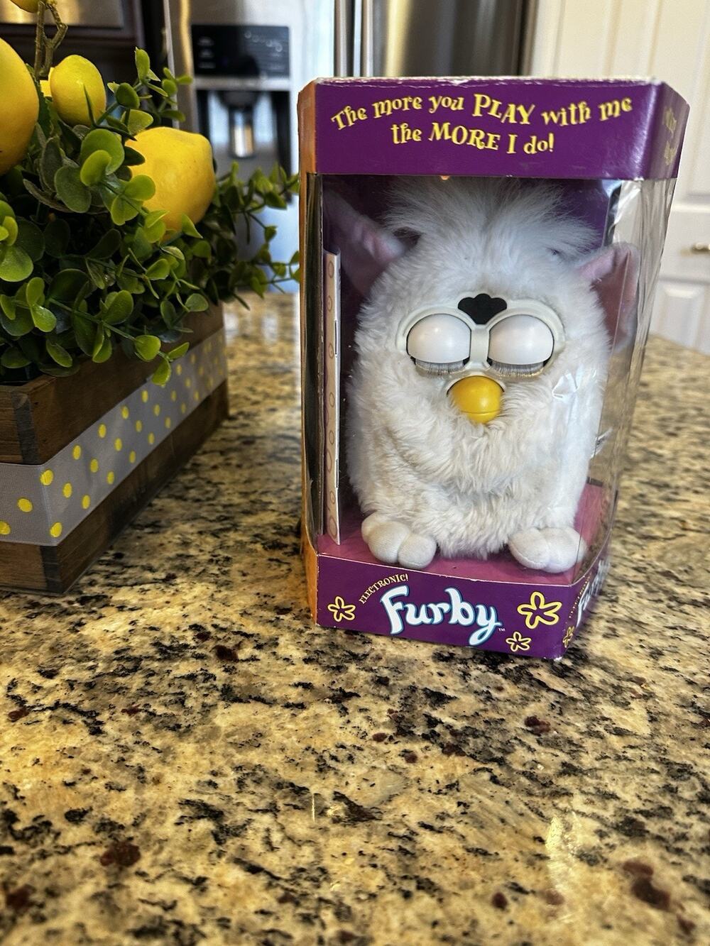 1998 Furby Tiger Electronics Dalmatian White Black Spots 70-800 NIB Sealed